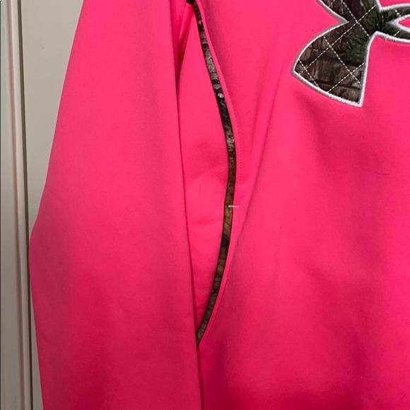 Pink hoodie - Picture 3 of 7